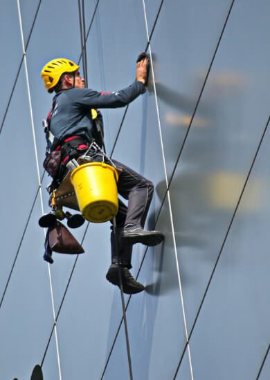 Exterior window cleaning services